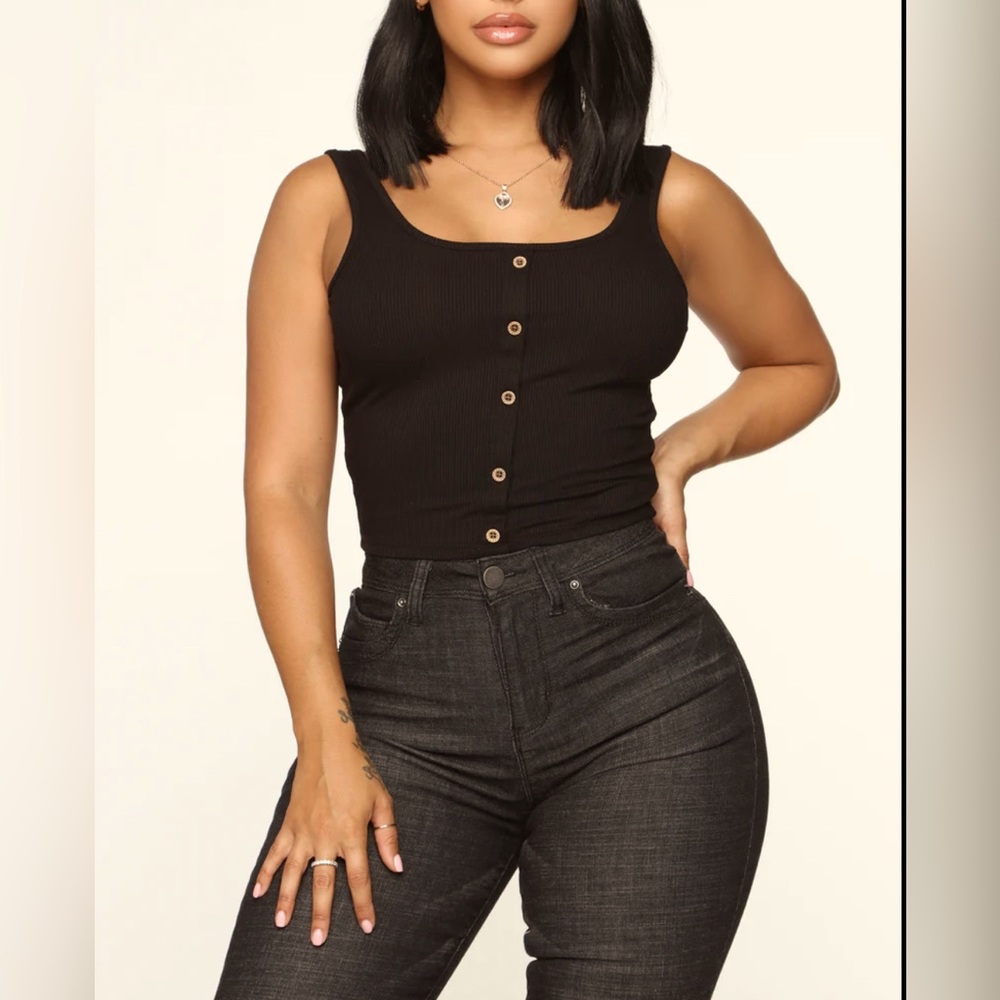 Women's Sleeveless Button Front Round Neck Ribbed Knit Slim fit